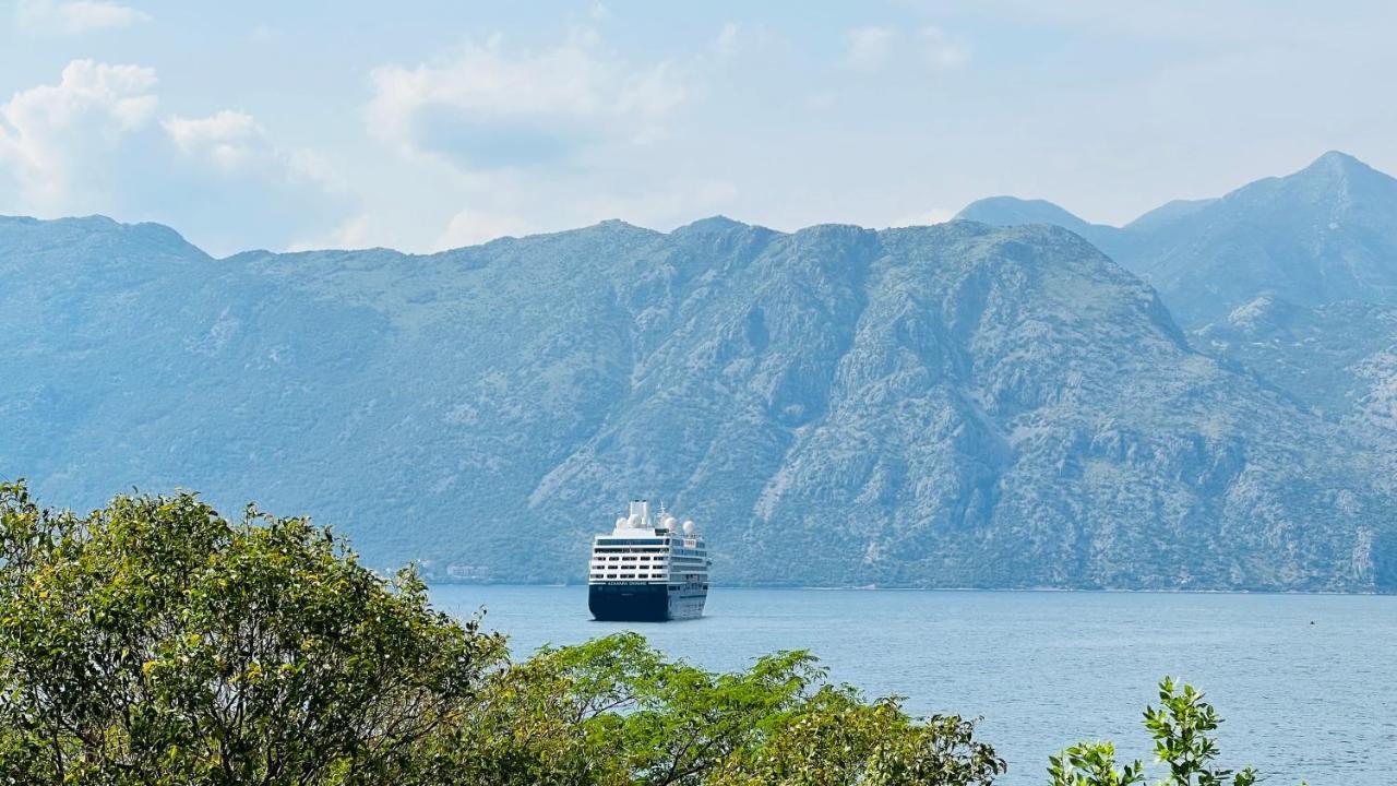 Melodia Del Mare Lägenhet Kotor Exteriör bild