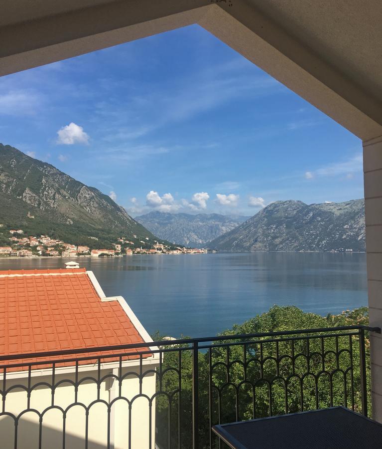 Melodia Del Mare Lägenhet Kotor Exteriör bild
