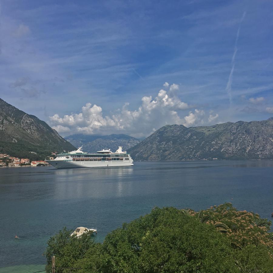 Melodia Del Mare Lägenhet Kotor Exteriör bild