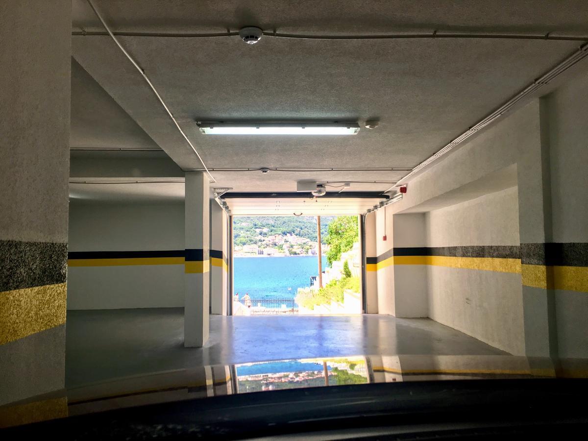 Melodia Del Mare Lägenhet Kotor Exteriör bild