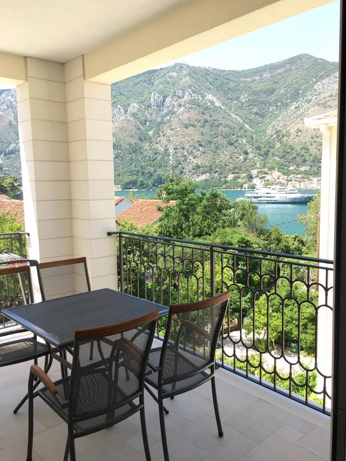 Melodia Del Mare Lägenhet Kotor Exteriör bild